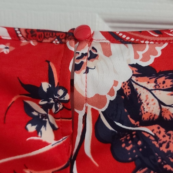 Dress - Picture 4 of 4